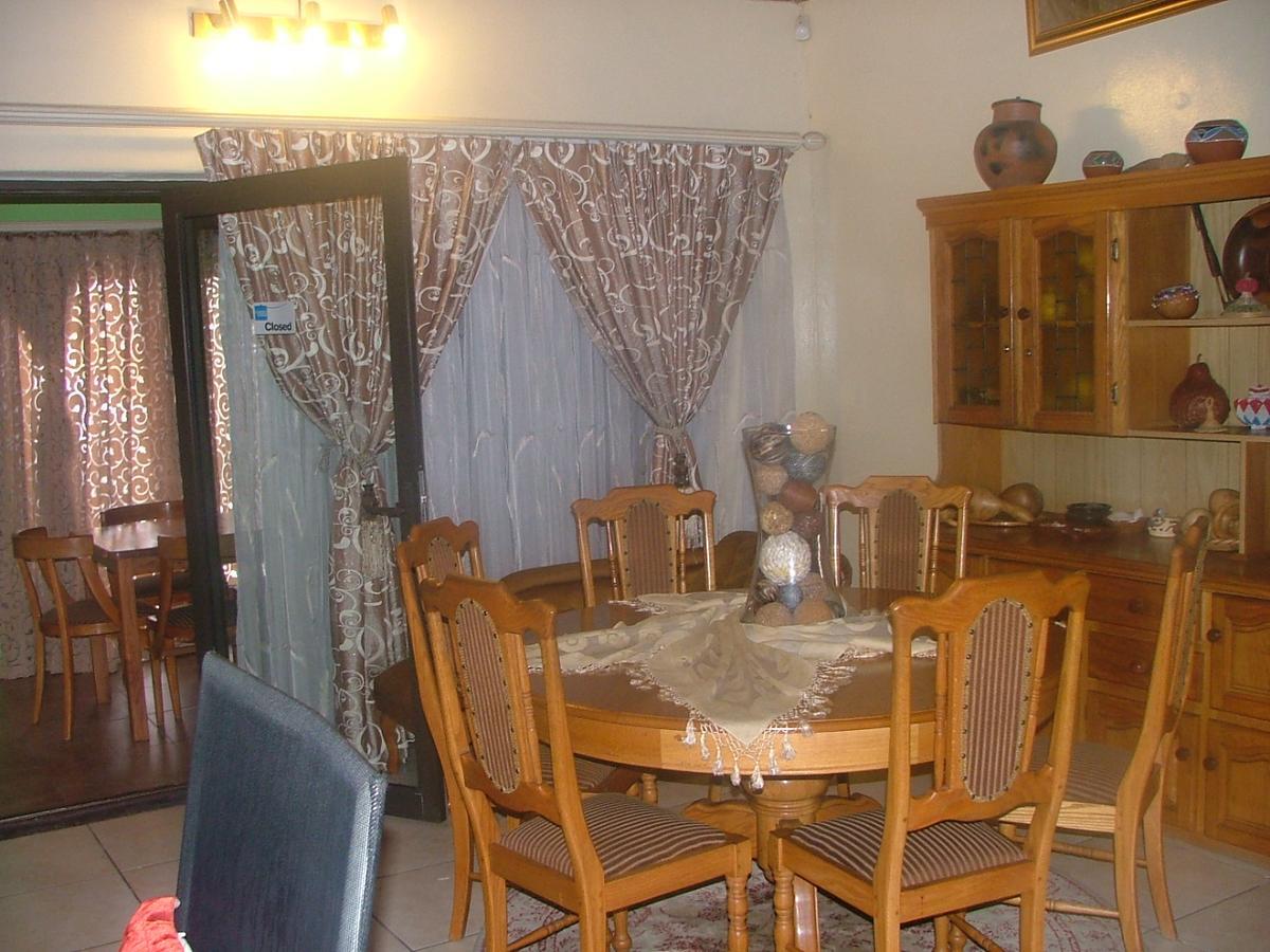Mbalentle Guesthouse Bishop Lavis 외부 사진