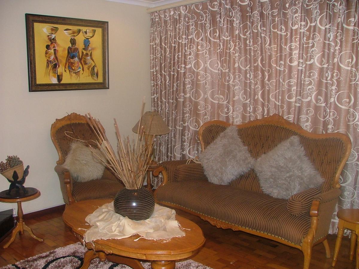 Mbalentle Guesthouse Bishop Lavis 외부 사진
