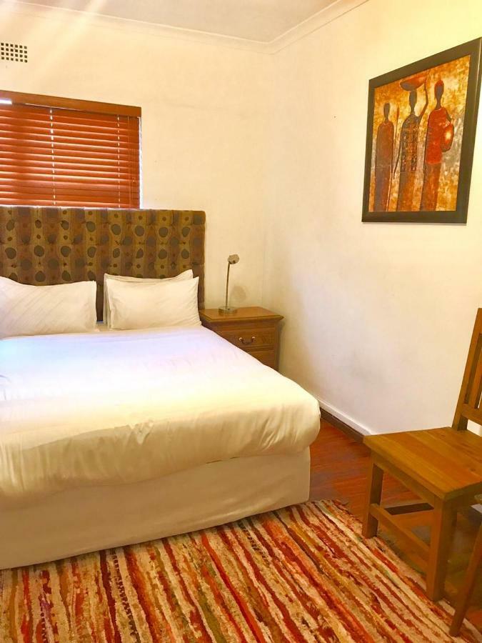 Mbalentle Guesthouse Bishop Lavis 외부 사진